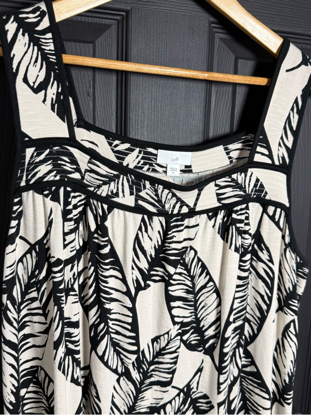 J. Jill Cream Maxi Dress with Black Leaf Print - Picture 5 of 10